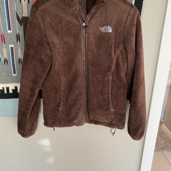 Chocolate & fuzzy size medium North Face jacket - Picture 3 of 12